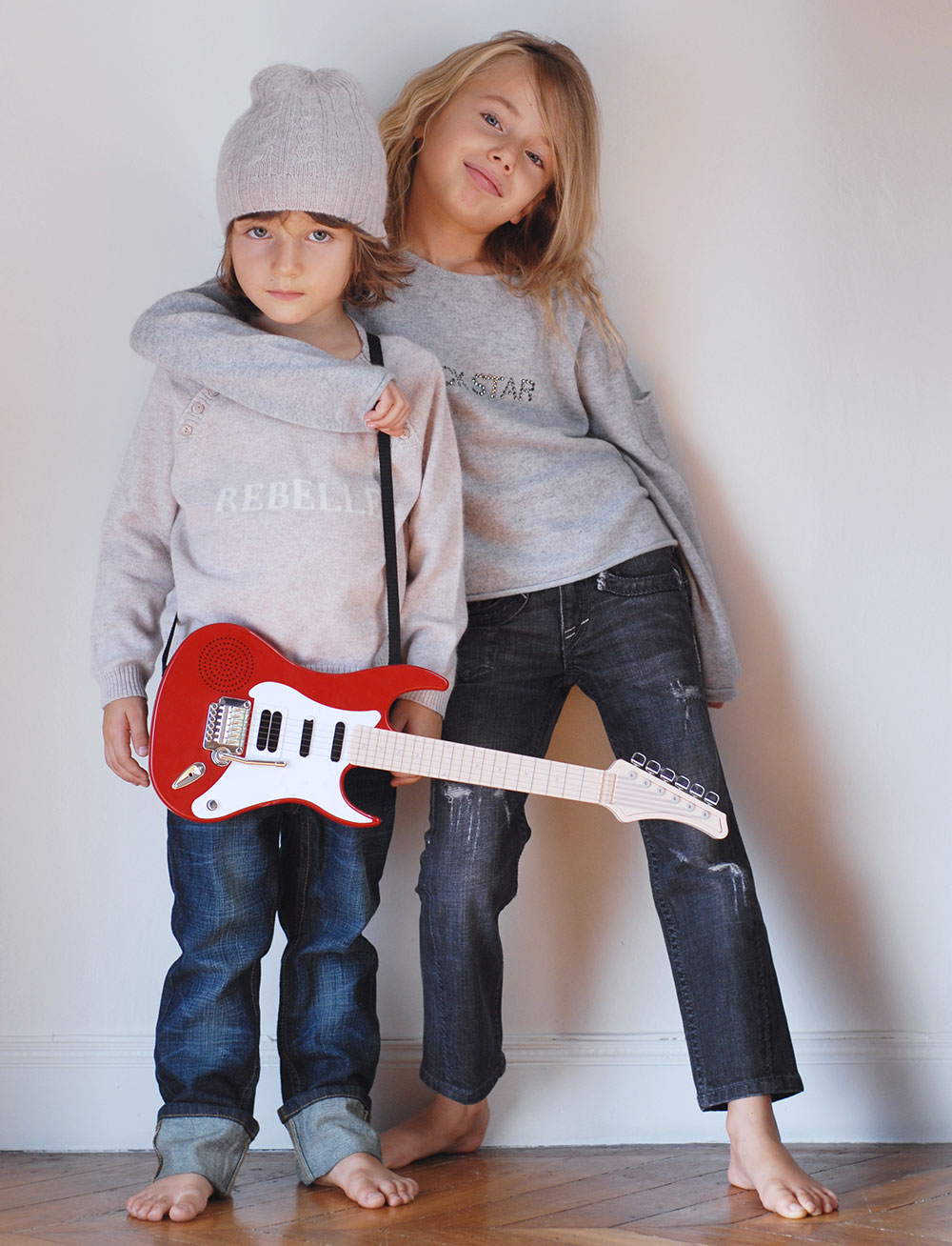 Two Kids with guitar