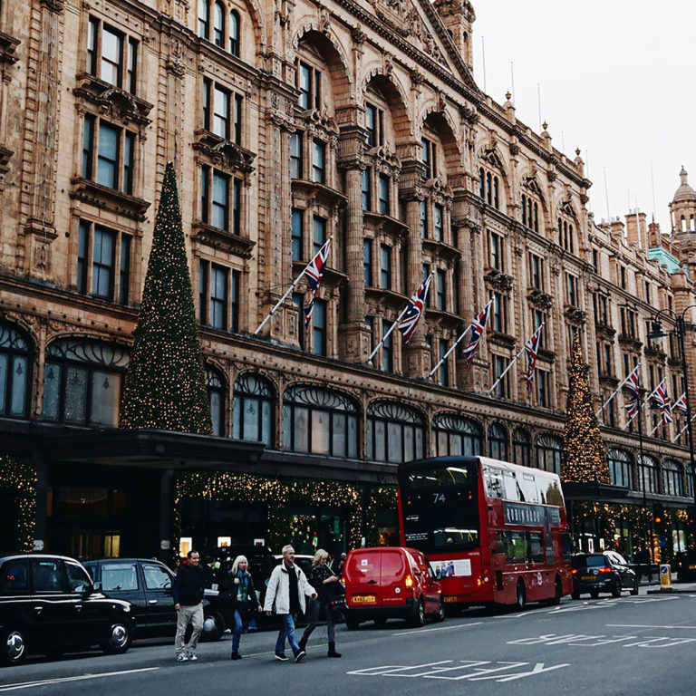 Seasonal Christmas  at Harrods. Harrods. Christmas shopping Tour to London. Shopping Tour to London.