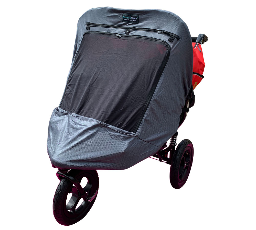 Double-width pushchair with sunshade