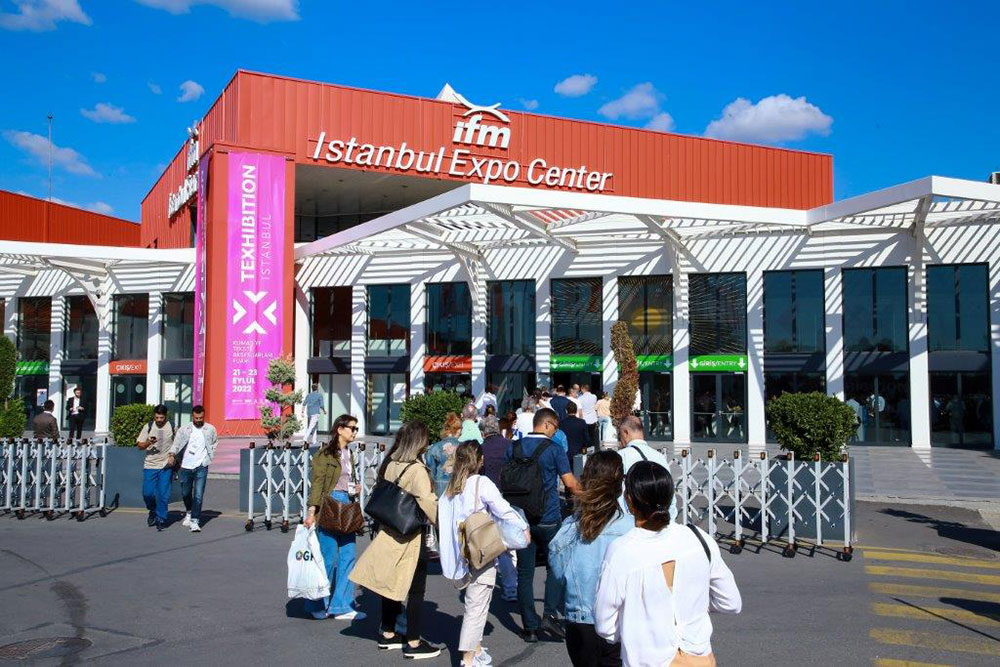 Visitors queuing outside to enter Texhibition Fair