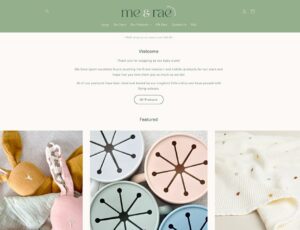 The homepage of the Me & Rae website