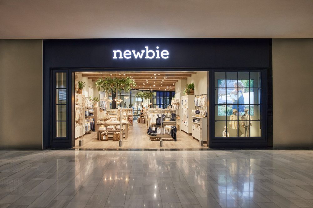 The store front of a Newbie shop