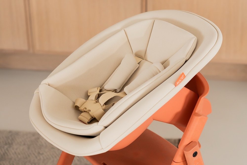 A newborn seat by KAOS
