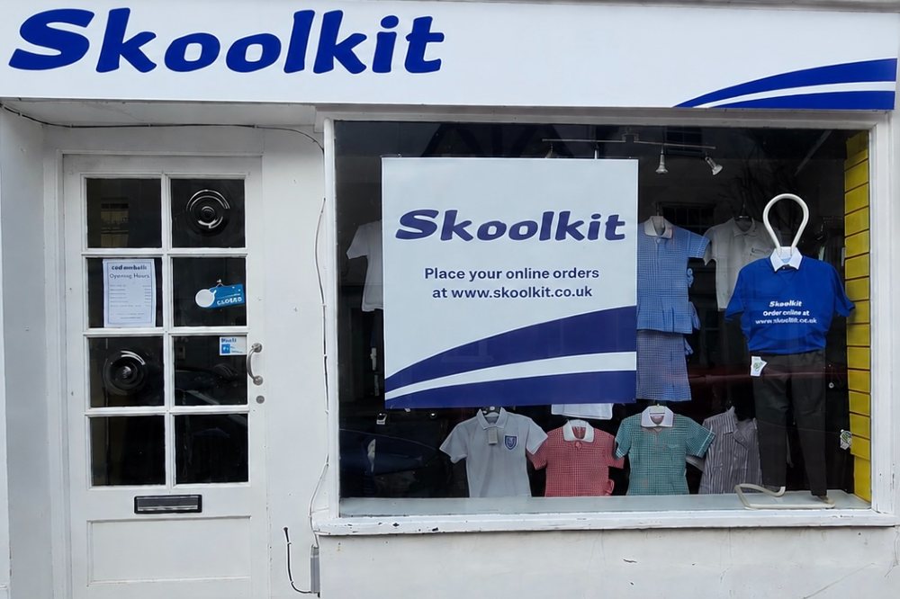 The store front of schoolwear shop Skoolkit